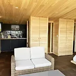 Eco-hameau Du Sentier Des Sources Lodge