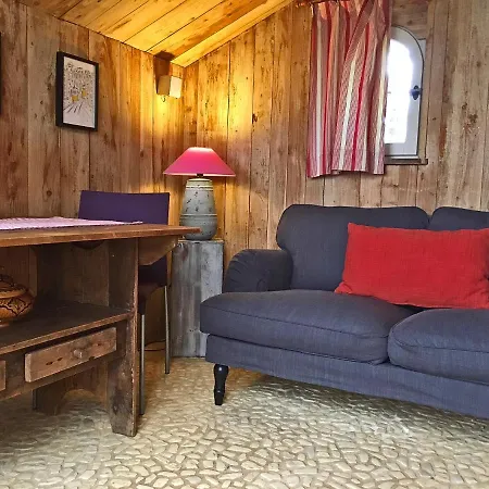 Lodge Eco-hameau Du Sentier Des Sources Sarlat-la-Caneda