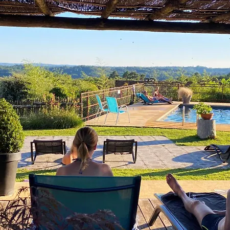 Eco-hameau Du Sentier Des Sources بيت خشبي