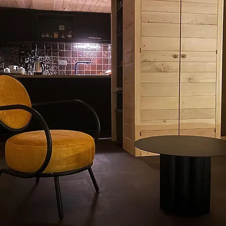 Hameau Du Sentier Des Sources Lodge