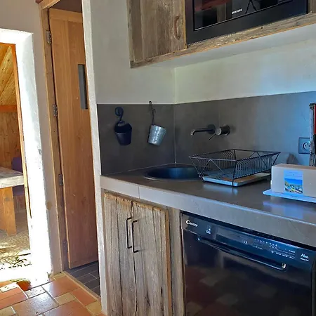 Eco-hameau Du Sentier Des Sources * سارلا لا كانيدا