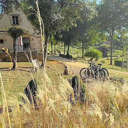Eco-hameau Du Sentier Des Sources Orman Evi