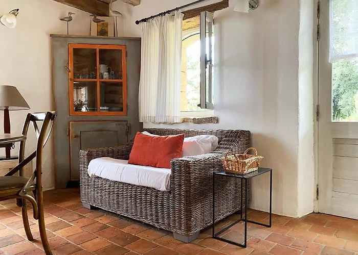 Eco-hameau Du Sentier Des Sources * سارلا لا كانيدا