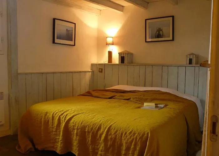 Eco-hameau Du Sentier Des Sources Lodge *