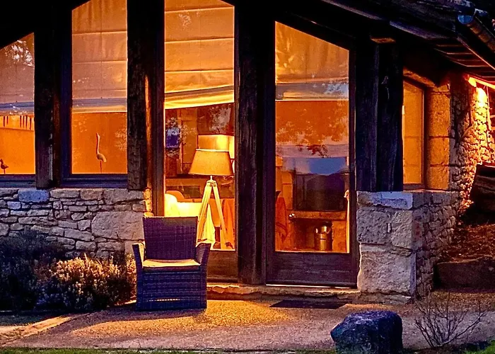 Eco-hameau Du Sentier Des Sources بيت خشبي سارلا لا كانيدا