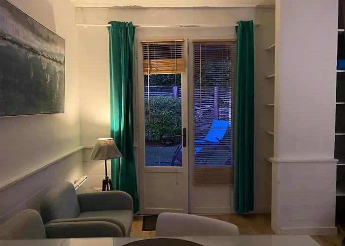 Eco-hameau Du Sentier Des Sources * سارلا لا كانيدا