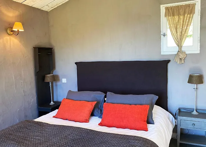 Lodge Eco-hameau Du Sentier Des Sources Sarlat-la-Canéda