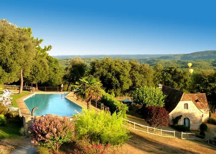 Eco-hameau Du Sentier Des Sources بيت خشبي سارلا لا كانيدا